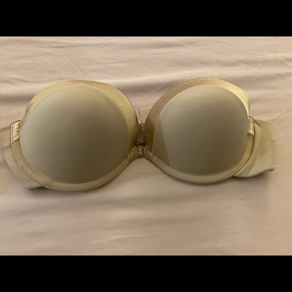 Strapless Bra - Picture 1 of 1